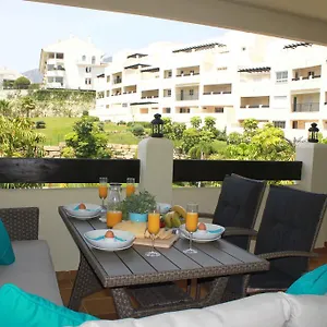 benalmadena-luxury-resort.1costadelsol.com/